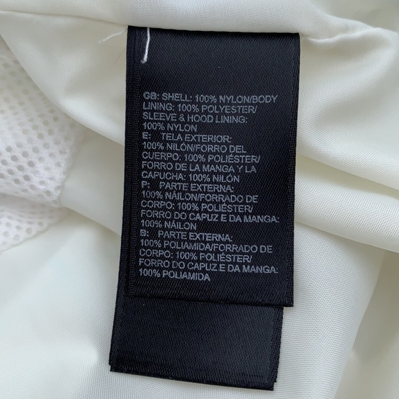 The NORTH FACE Hyvent Plaid Waterproof Rain Jacket - Picture 13 of 16